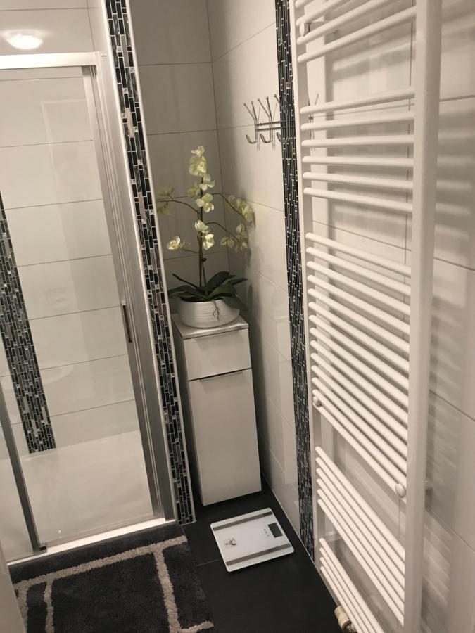 Ferienwohnung Viktoria Gotha Esterno foto